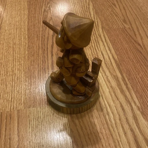 Wooden Bartolucci Pinocchio Figurine - Picture 4 of 5